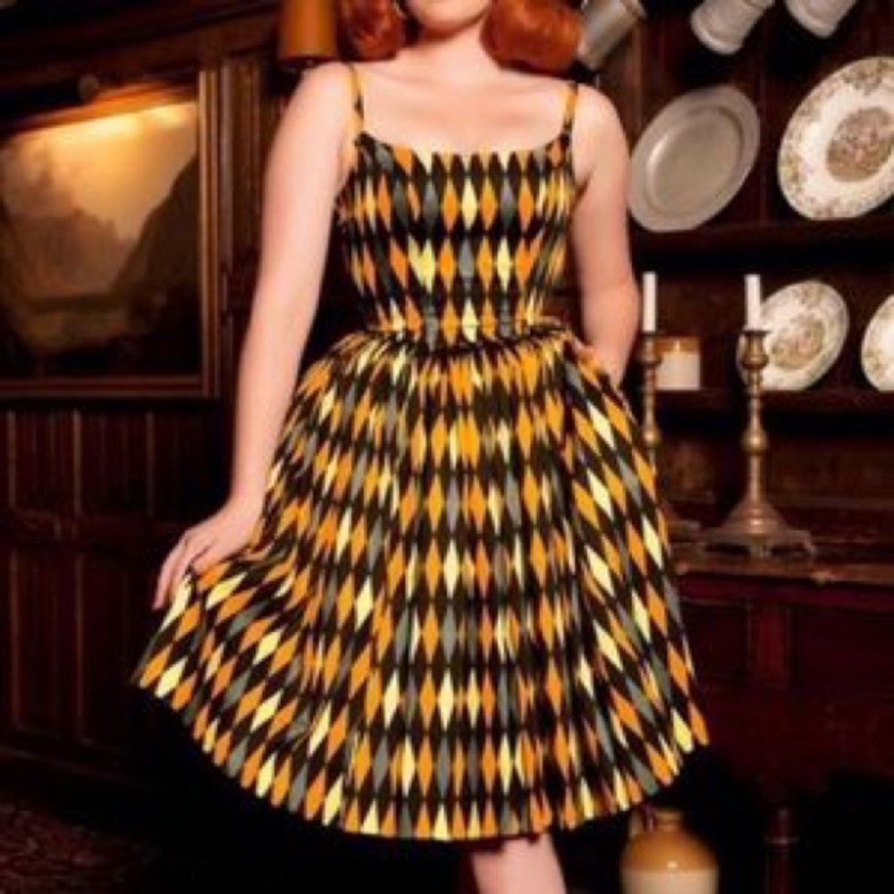 Pin up girl Yellow Hufflepuff harlequin dress xs